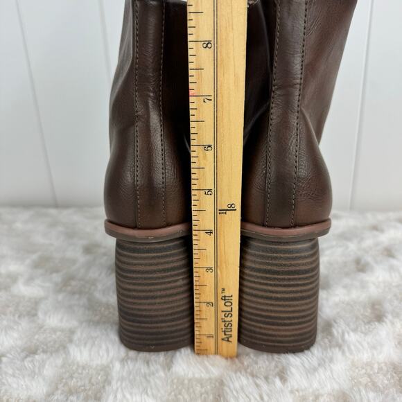KORKS DESTINY VEGAN LEATHER STACKED HEEL ANKLE BOOTIE IN BROWN NWOB SIZE 9.5M - Picture 14 of 14